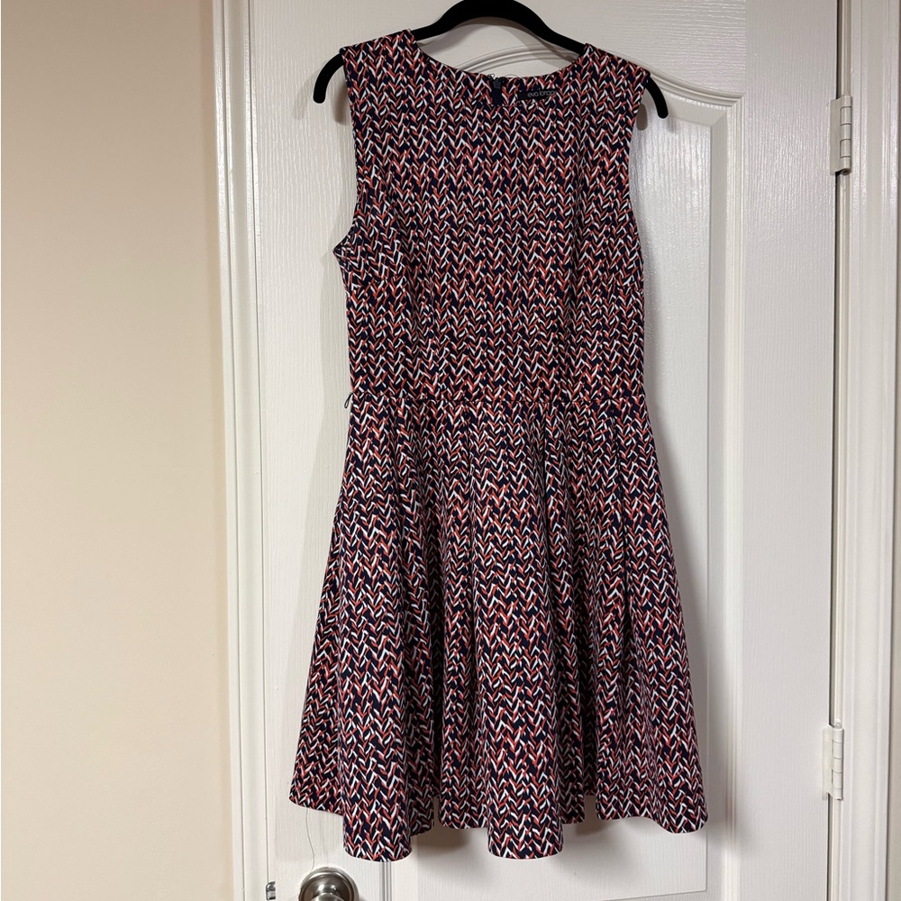 Sleeveless Printed Fit-and-Flare Dress ❤️